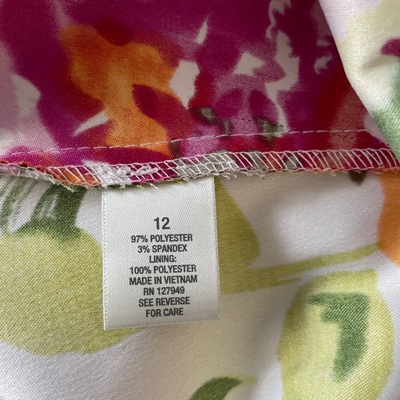 Dressbarn Vibrant Floral Print Sleeveless Sheath Pleated Bust With Belt Size 12 - Picture 11 of 13